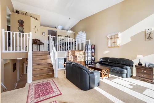 1808 Meadowbrook Gate Se, Airdrie, AB - Indoor