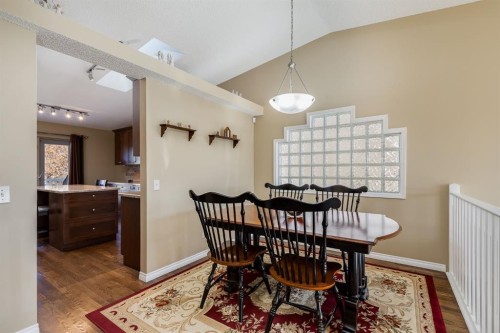 1808 Meadowbrook Gate Se, Airdrie, AB - Indoor Photo Showing Dining Room