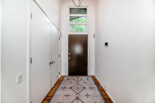 1128 Riverdale Avenue Sw, Calgary, AB - Indoor Photo Showing Other Room