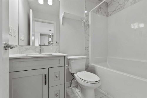 4205-522 Cranford Drive Se, Calgary, AB - Indoor Photo Showing Bathroom