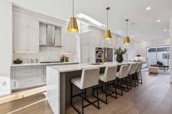 1726 19 Avenue NW Calgary, AB T2M 1B3