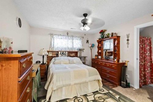 84 Fallswater Road Ne, Calgary, AB - Indoor Photo Showing Bedroom