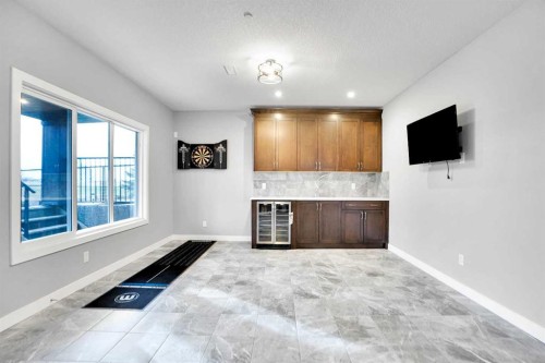 3 Muirfield Close, Lyalta, AB - Indoor Photo Showing Other Room