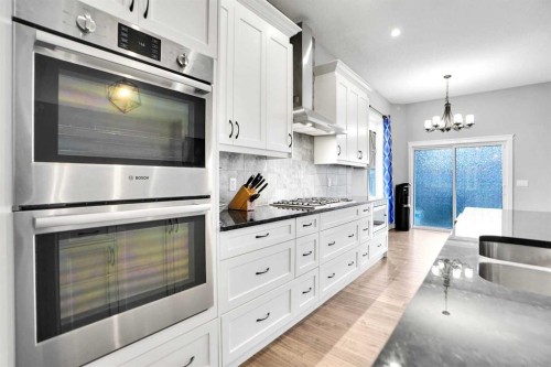 3 Muirfield Close, Lyalta, AB - Indoor Photo Showing Kitchen With Upgraded Kitchen