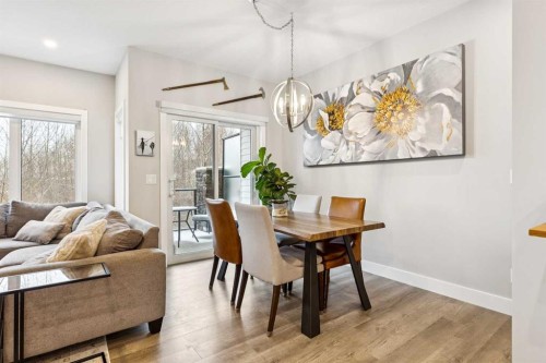 132 Crestridge Common Sw, Calgary, AB - Indoor Photo Showing Dining Room
