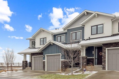 132 Crestridge Common Sw, Calgary, AB - Outdoor With Facade