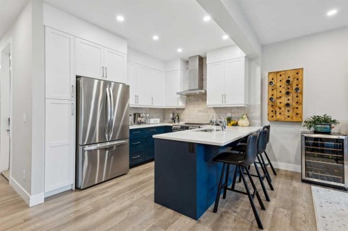 132 Crestridge Common Sw, Calgary, AB - Indoor Photo Showing Kitchen With Upgraded Kitchen