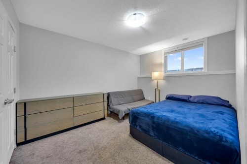 320 Nolancrest Circle Nw, Calgary, AB - Indoor Photo Showing Bedroom