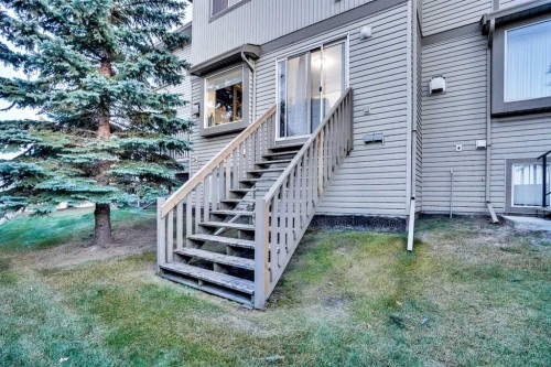 1004-720 Willowbrook Road Nw, Airdrie, AB - Outdoor