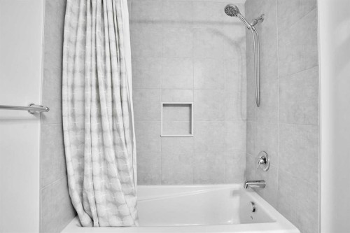 192 Carrington Crescent Nw, Calgary, AB - Indoor Photo Showing Bathroom