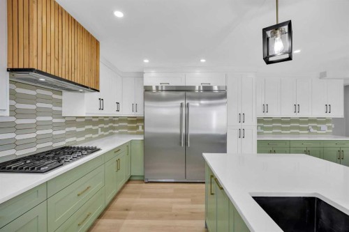 122 Hawkstone Drive Nw, Calgary, AB - Indoor Photo Showing Kitchen With Stainless Steel Kitchen With Upgraded Kitchen
