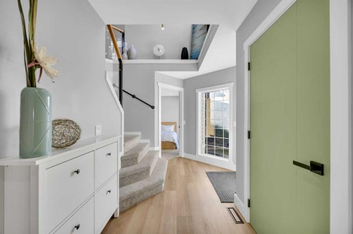 122 Hawkstone Drive Nw, Calgary, AB - Indoor Photo Showing Other Room