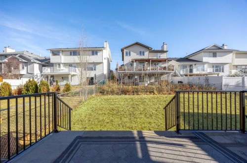 122 Hawkstone Drive Nw, Calgary, AB - Outdoor