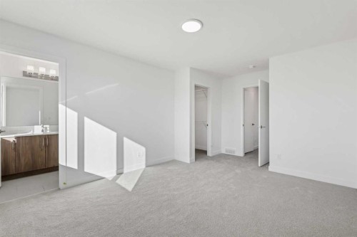 19747 45 Street Se, Calgary, AB - Indoor Photo Showing Other Room