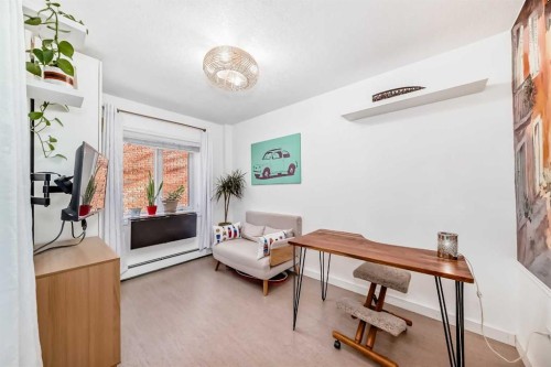 301-343 4 Avenue Ne, Calgary, AB - Indoor