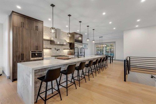 30 Roselawn Crescent Nw, Calgary, AB - Indoor