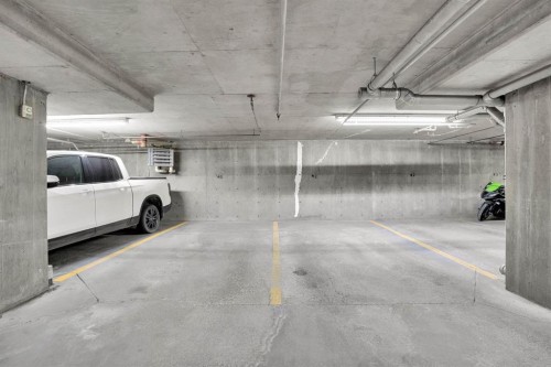 1111-2280 68 Street Ne, Calgary, AB - Indoor Photo Showing Garage