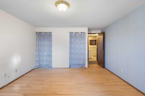 9-5400 Dalhousie Drive, Calgary, AB - Indoor Photo Showing Other Room