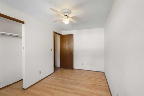 9-5400 Dalhousie Drive, Calgary, AB - Indoor Photo Showing Other Room