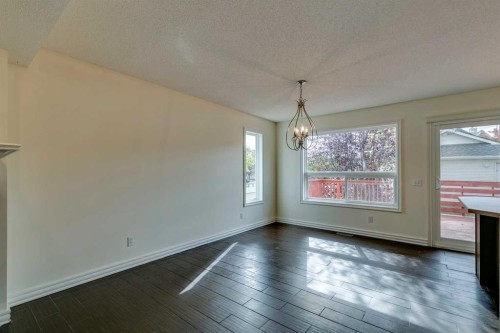 51 Inverness Grove Se, Calgary, AB - Indoor Photo Showing Other Room