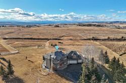 108 Pleasant View Heights  Rural Rocky View County, AB T4C 2B3
