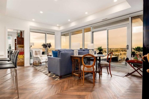 601-8445 Broadcast Avenue Sw, Calgary, AB - Indoor