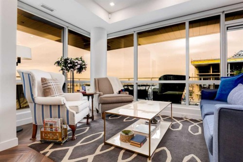 601-8445 Broadcast Avenue Sw, Calgary, AB - Indoor