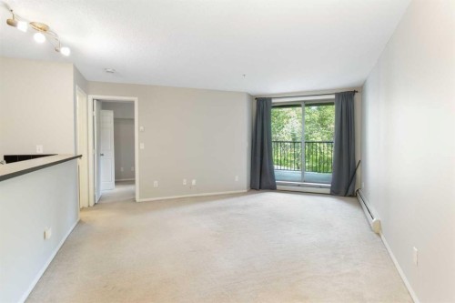 3112-16969 24 Street Sw, Calgary, AB - Indoor Photo Showing Other Room