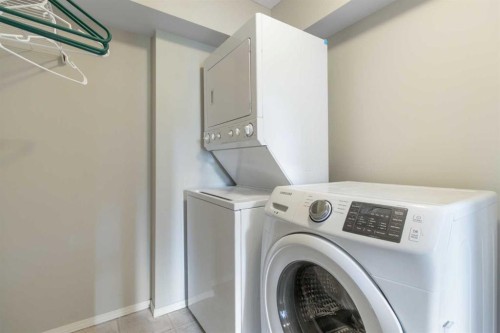 3112-16969 24 Street Sw, Calgary, AB - Indoor Photo Showing Laundry Room