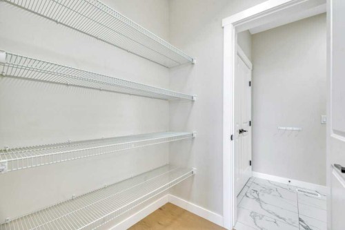 828 Edgefield Street, Strathmore, AB - Indoor With Storage