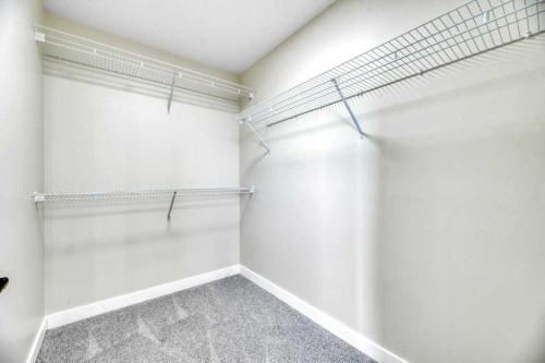828 Edgefield Street, Strathmore, AB - Indoor With Storage
