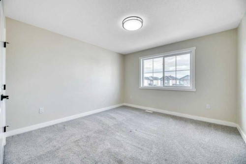 828 Edgefield Street, Strathmore, AB - Indoor Photo Showing Other Room