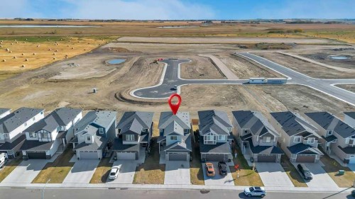 828 Edgefield Street, Strathmore, AB - Outdoor