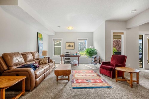 2253 Bayside Road Sw, Airdrie, AB - Indoor Photo Showing Living Room
