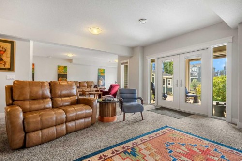 2253 Bayside Road Sw, Airdrie, AB - Indoor Photo Showing Living Room