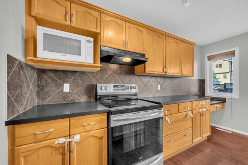 249 Covemeadow Road Ne, Calgary, AB - Indoor Photo Showing Kitchen