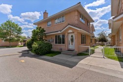 202 Coral Cove NE Calgary, AB T3J 3Y9