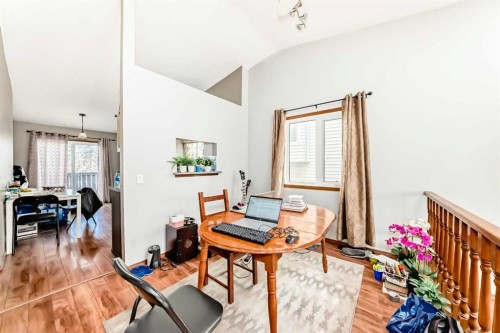 179 Hawkwood Boulevard Nw, Calgary, AB - Indoor