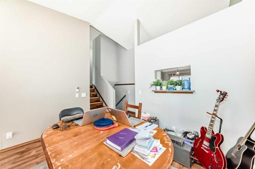 179 Hawkwood Boulevard Nw, Calgary, AB - Indoor
