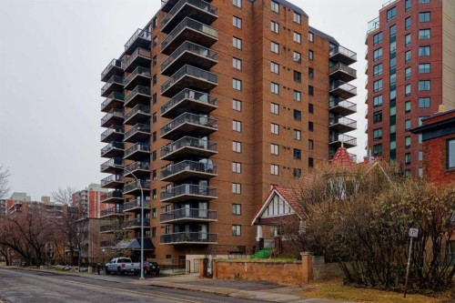 305-225 25 Avenue Sw, Calgary, AB - Outdoor With Balcony With Facade