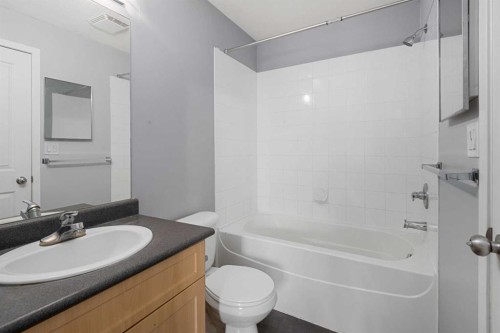 1203-333 Taravista Drive Ne, Calgary, AB - Indoor Photo Showing Bathroom