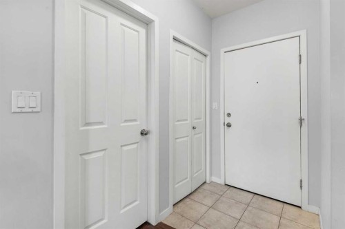 1203-333 Taravista Drive Ne, Calgary, AB - Indoor Photo Showing Other Room