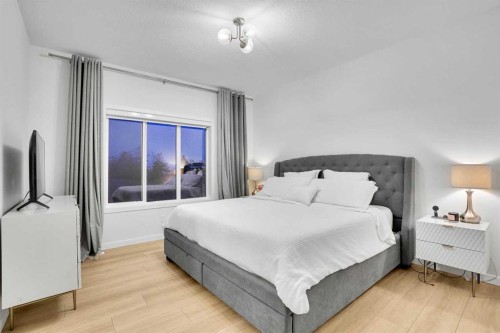 88 Magnolia Crescent Se, Calgary, AB - Indoor Photo Showing Bedroom