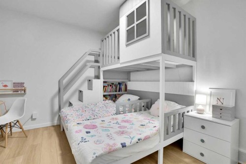 88 Magnolia Crescent Se, Calgary, AB - Indoor Photo Showing Bedroom