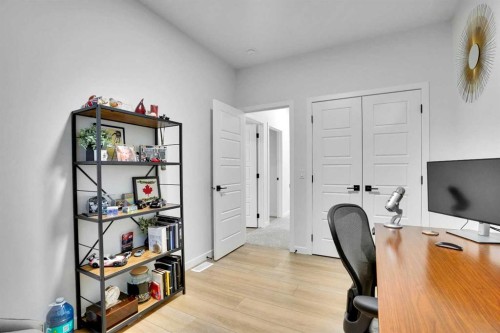 88 Magnolia Crescent Se, Calgary, AB - Indoor Photo Showing Office