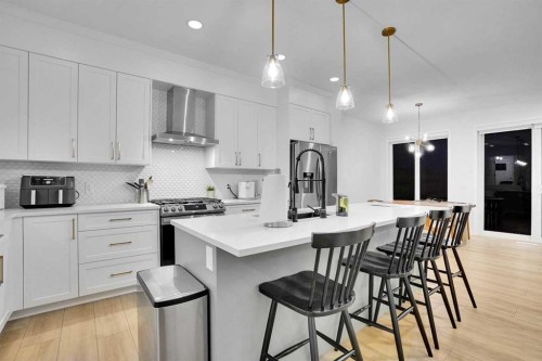 88 Magnolia Crescent Se, Calgary, AB - Indoor Photo Showing Kitchen With Upgraded Kitchen
