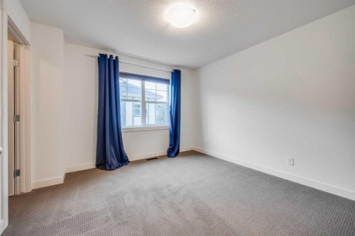 534 Mckenzie Towne Drive Se, Calgary, AB - Indoor Photo Showing Other Room