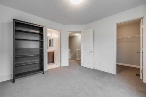 534 Mckenzie Towne Drive Se, Calgary, AB - Indoor Photo Showing Other Room