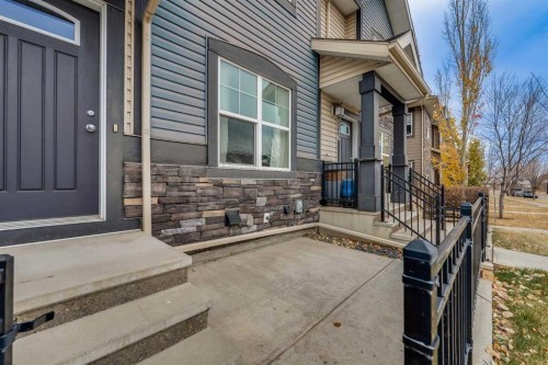 534 Mckenzie Towne Drive Se, Calgary, AB - Outdoor