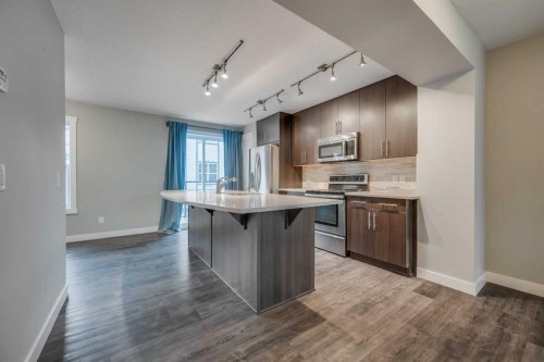 534 Mckenzie Towne Drive Se, Calgary, AB - Indoor Photo Showing Kitchen With Stainless Steel Kitchen With Upgraded Kitchen